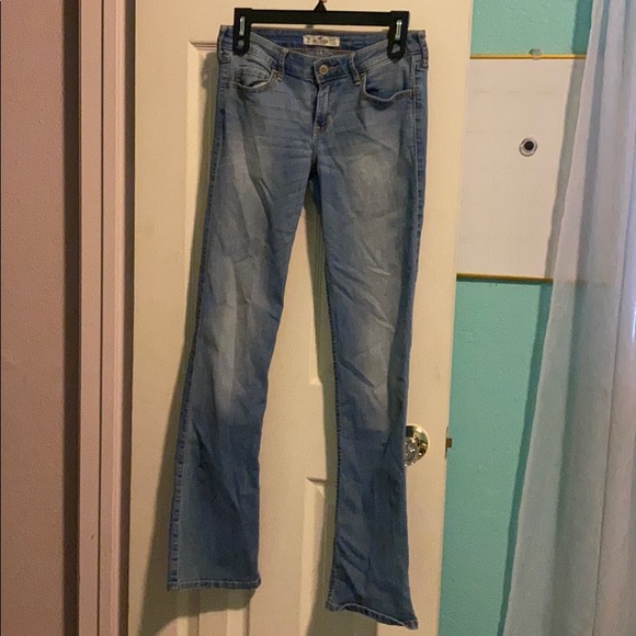 Women’s hollister jeans - Picture 1 of 1